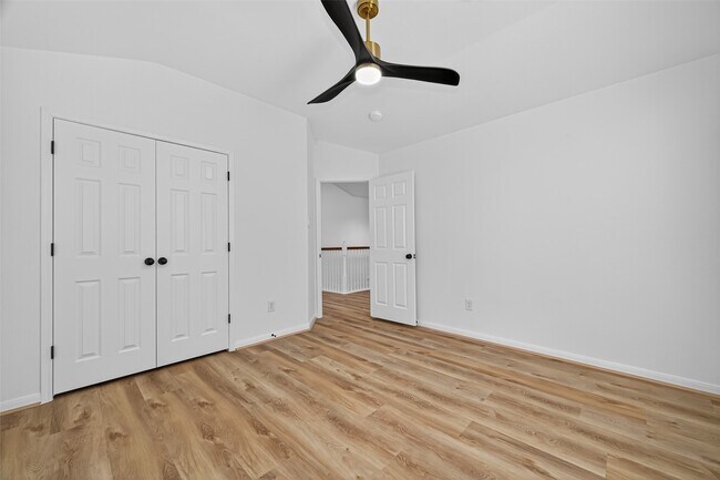 Building Photo - 17422 Bending Post Dr