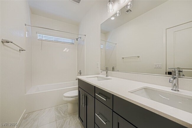 Building Photo - 11737 Stone Curlew Ave