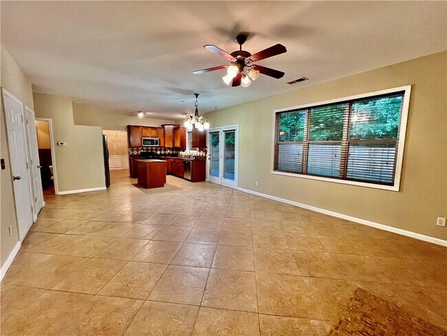 Building Photo - 2066 Peach Shoals Cir