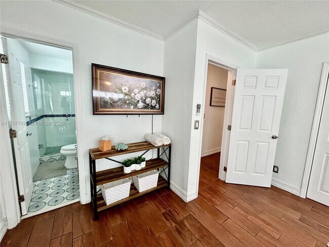 Building Photo - 316 Walnut St