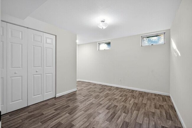 Building Photo - 11176 Carroll Dr