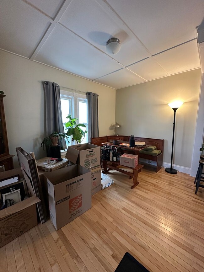 Building Photo - 147- 149 Veazie