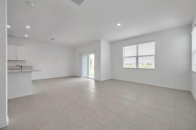 Building Photo - 9304 Bonita Mar Dr