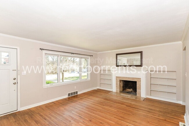 Building Photo - 4930 N Illinois St