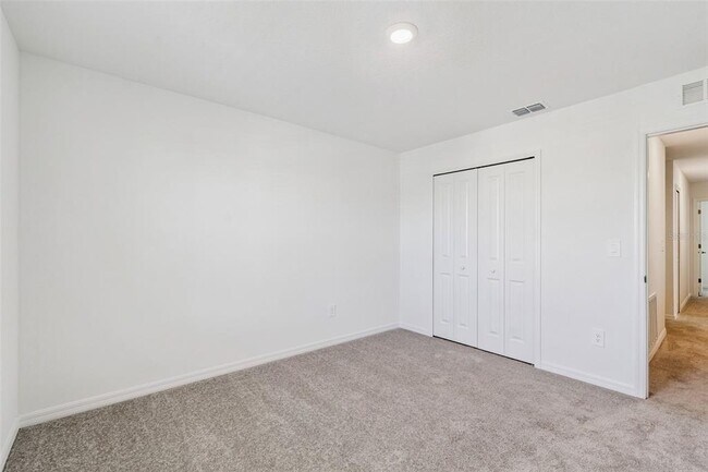 Building Photo - 1712 Tropical Oasis Ave