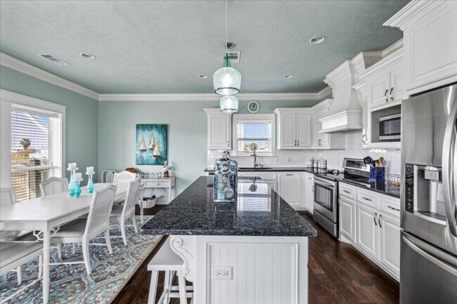 Building Photo - 876 Bowers Ln