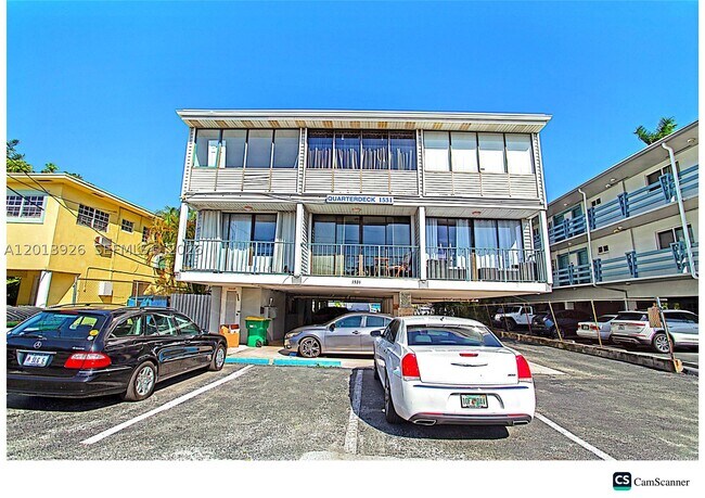 Building Photo - 1531 SE 15th St