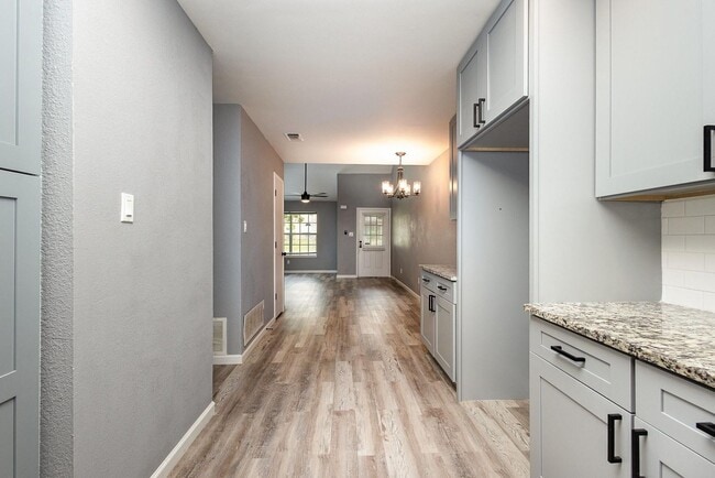 Building Photo - 3013 Timothy Ln