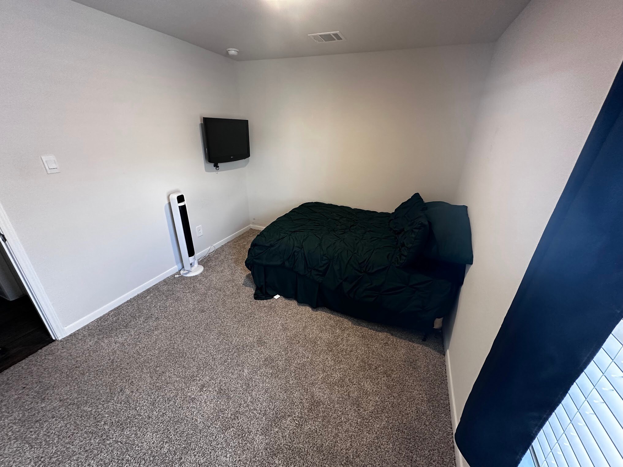 Building Photo - 121 Escala Way