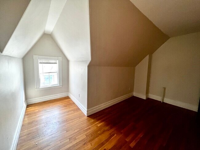 Building Photo - 57 Aspinwall Ave