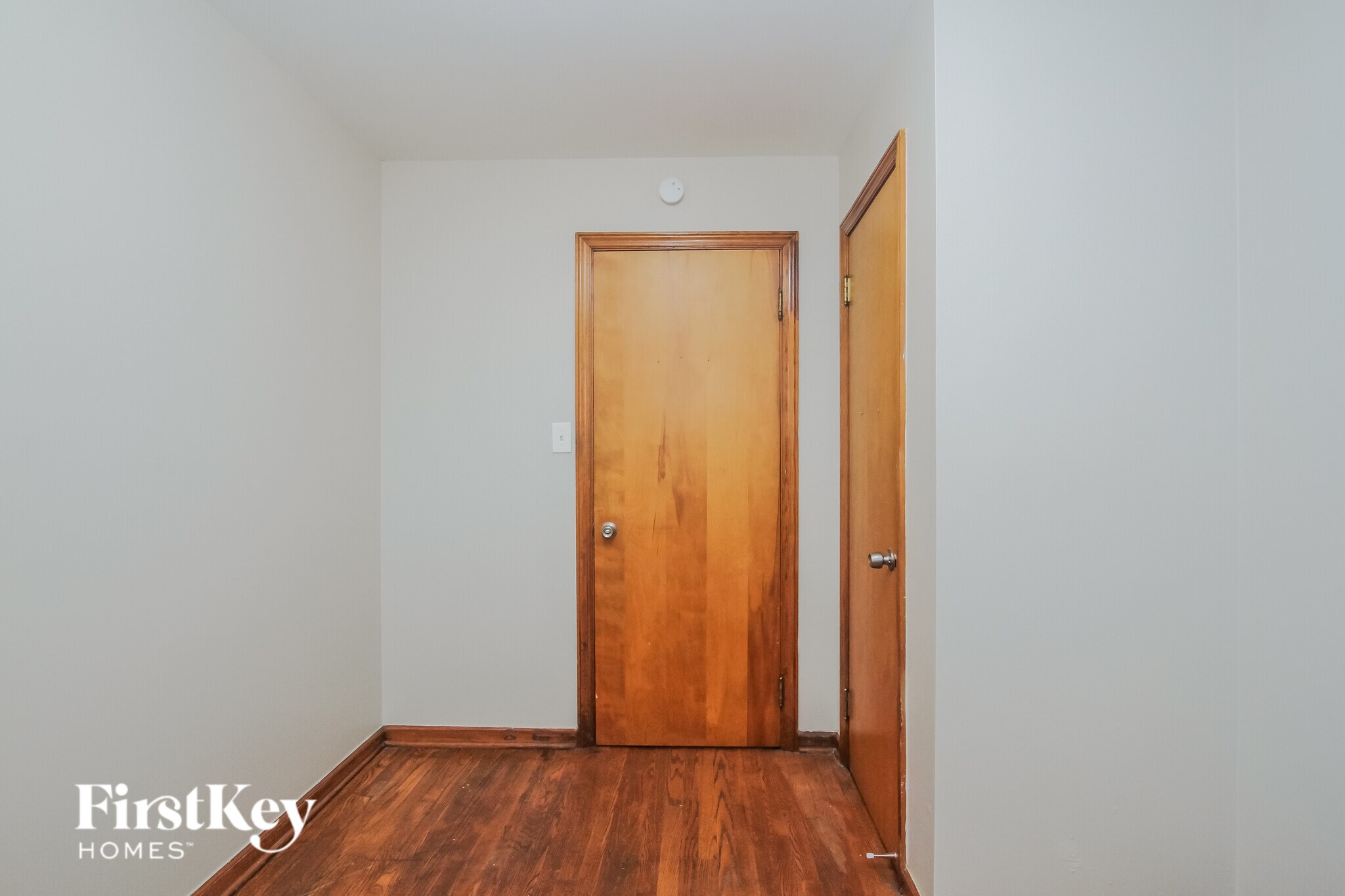 Building Photo - 311 N Boehning St