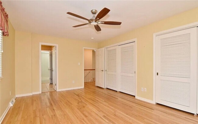 Building Photo - 118 Clairhaven Dr