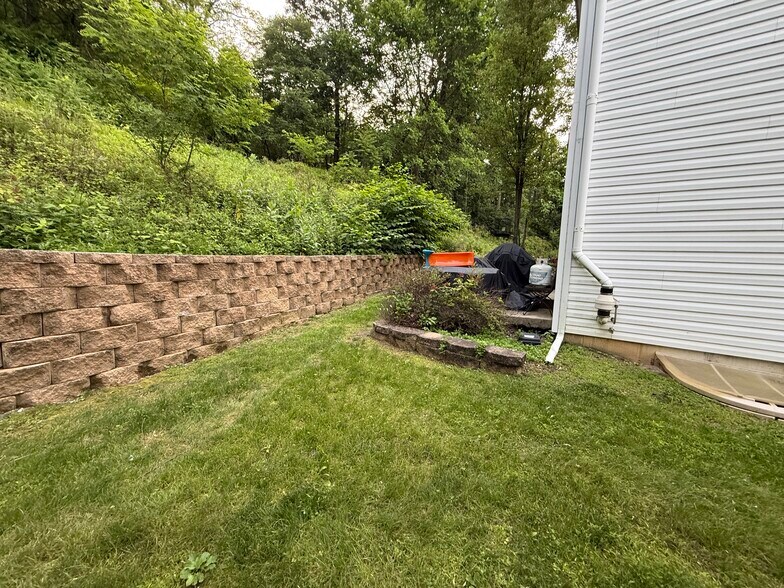 Building Photo - 1504 Crest Park Ct
