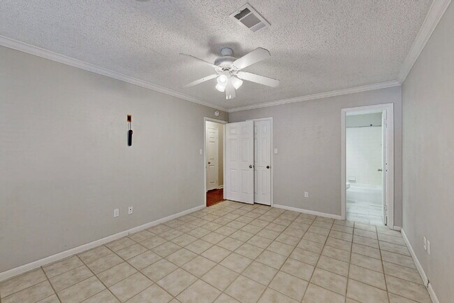 Building Photo - 1407 Skrivanek Ct