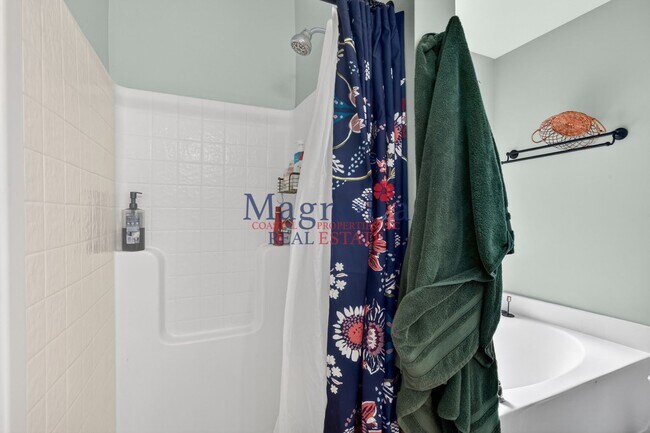 Building Photo - 3 bedrooms, 2 bathrooms in Richmond HIll's White Oak Subdivision! Close to I95, Savannah, Pooler ...