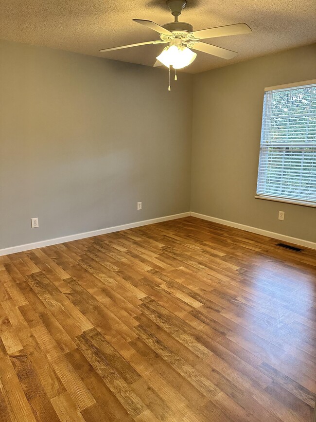 Building Photo - 2918 Patrick Ave