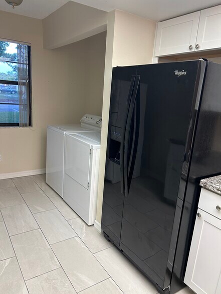 Building Photo - 2517 S 17th St