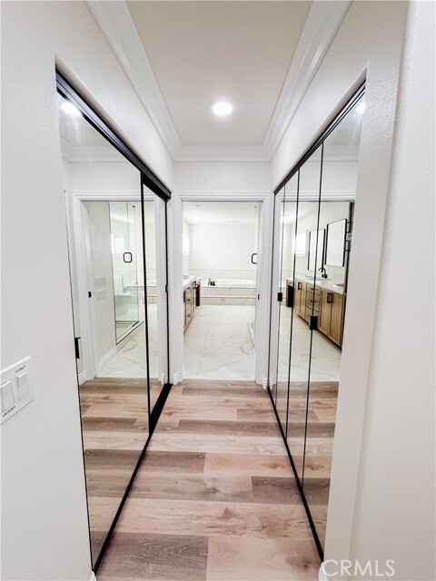 Building Photo - 536 Short St