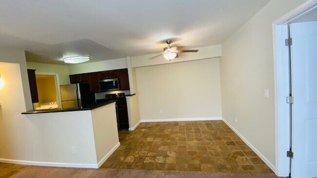 Building Photo - Spacious Lower Level, 2BD/2BA Condo Unit, ...