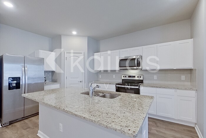 Building Photo - 130 Yardley Ct