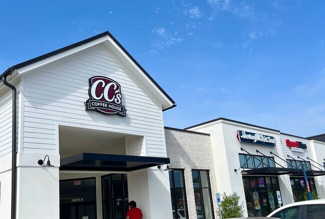 Building Photo - Beautiful 4 bedroom home in Settlement at Shoe Creek