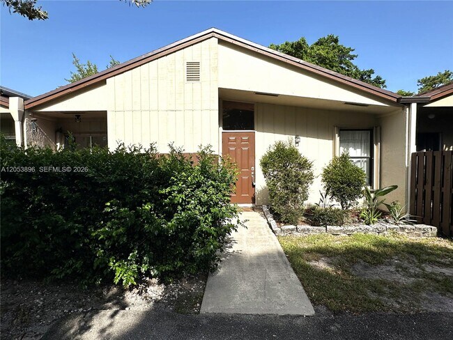 Building Photo - 11703 Timbers Way