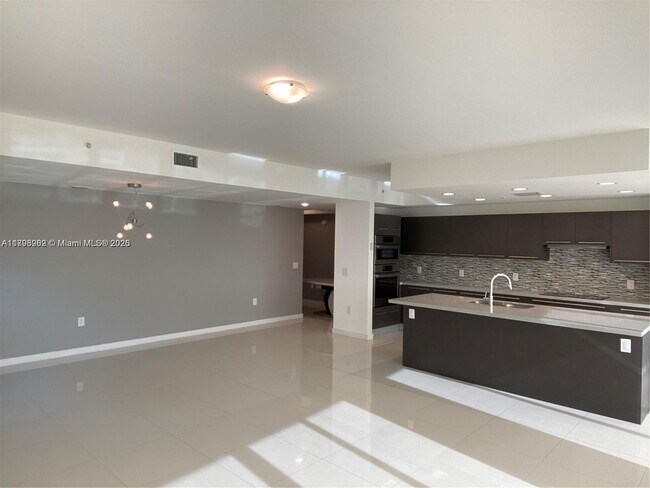 Building Photo - 7751 NW 107th Ave