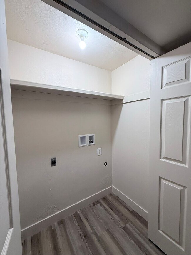 Building Photo - 236 Quail Ridge Dr