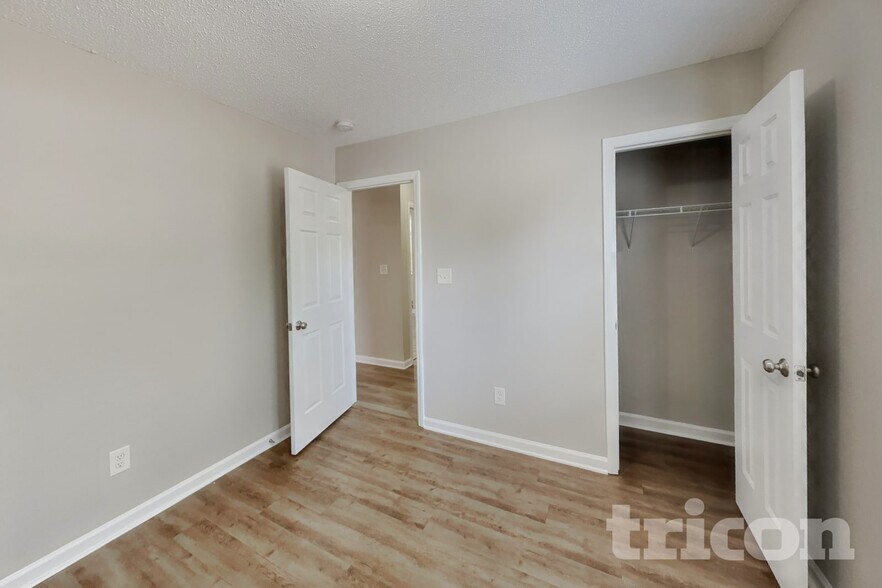 Building Photo - 47 Spaniel Ln