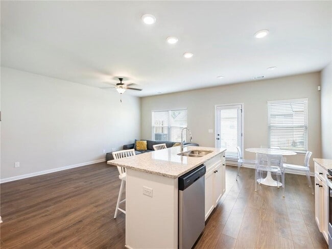 Building Photo - 7115 Chara Ln