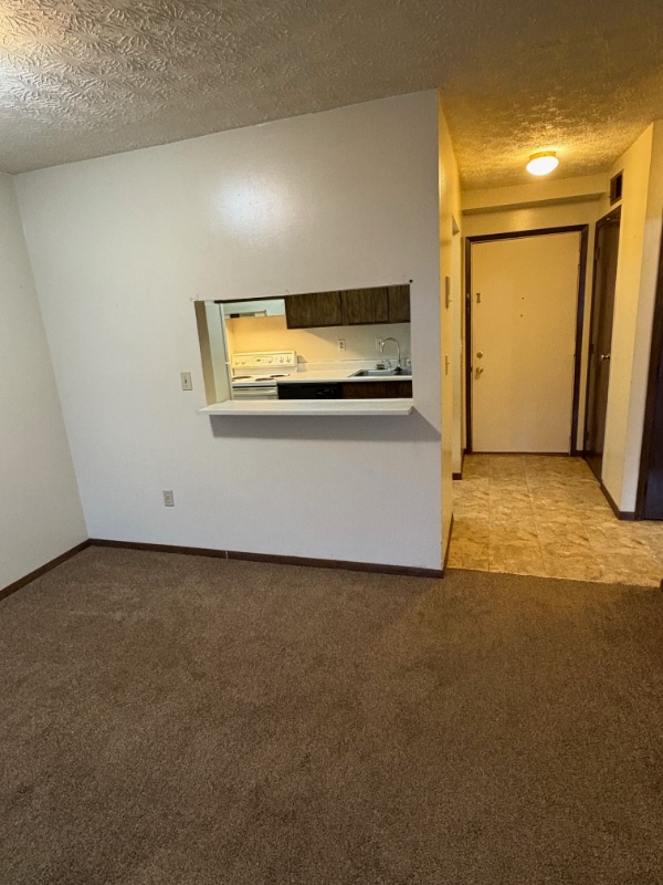 Building Photo - 478 Arch St