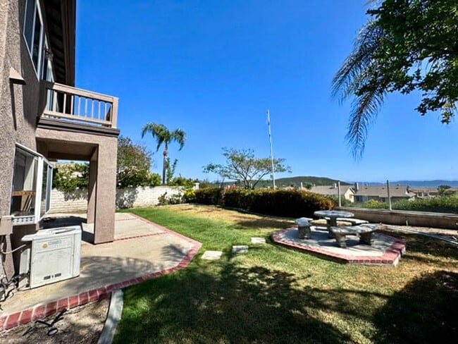 Building Photo - COMING SOON! Large Murrieta home available for LEASE!