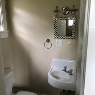 Building Photo - 321 Charles Avenue Southeast