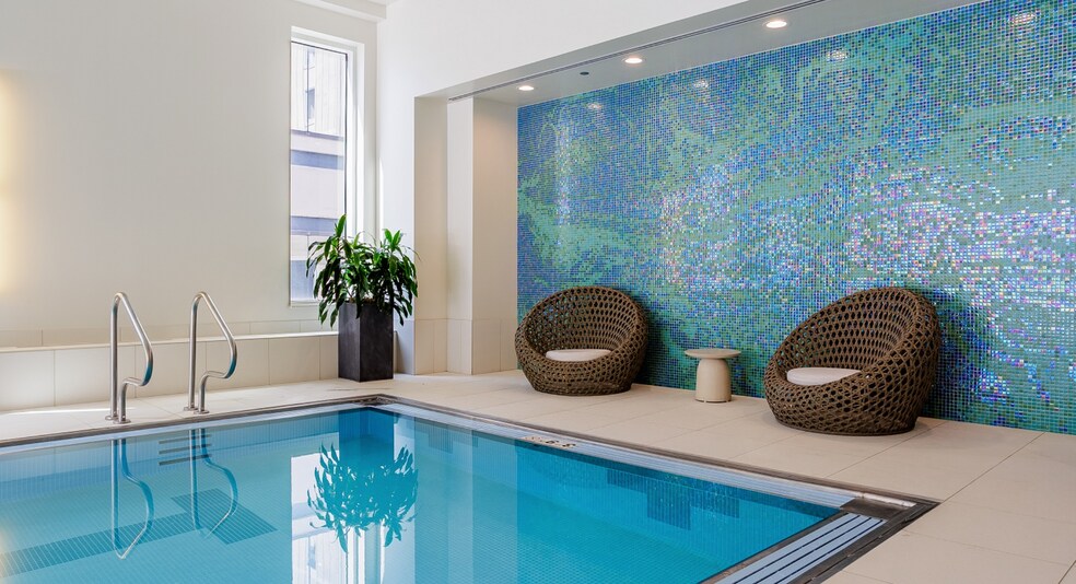 Building Photo - 77 W Wacker Dr