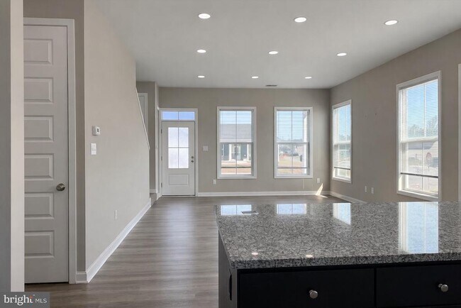 Building Photo - 19 Bonita Pine Trl