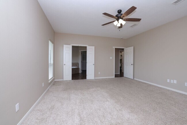Building Photo - 105 Lawrence Marshall Dr