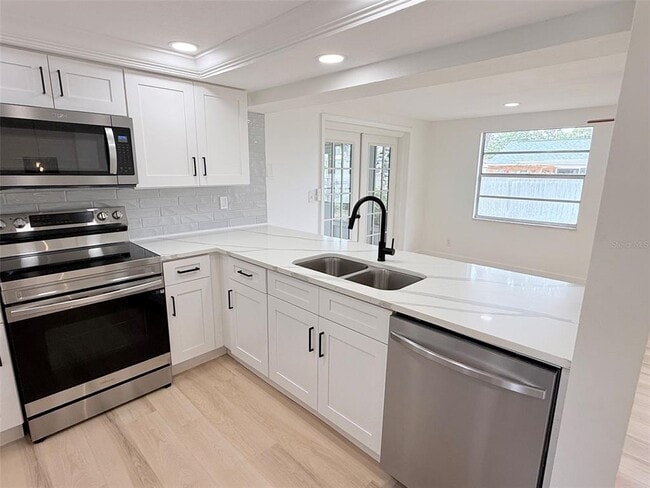 Building Photo - 8512 Longboat Ln