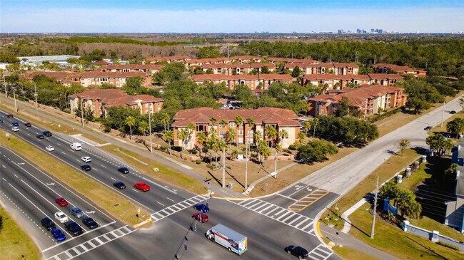 Building Photo - 5560 Metrowest Blvd