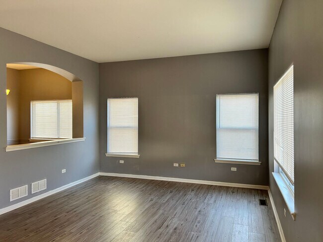 Building Photo - 2643 Pecos Cir