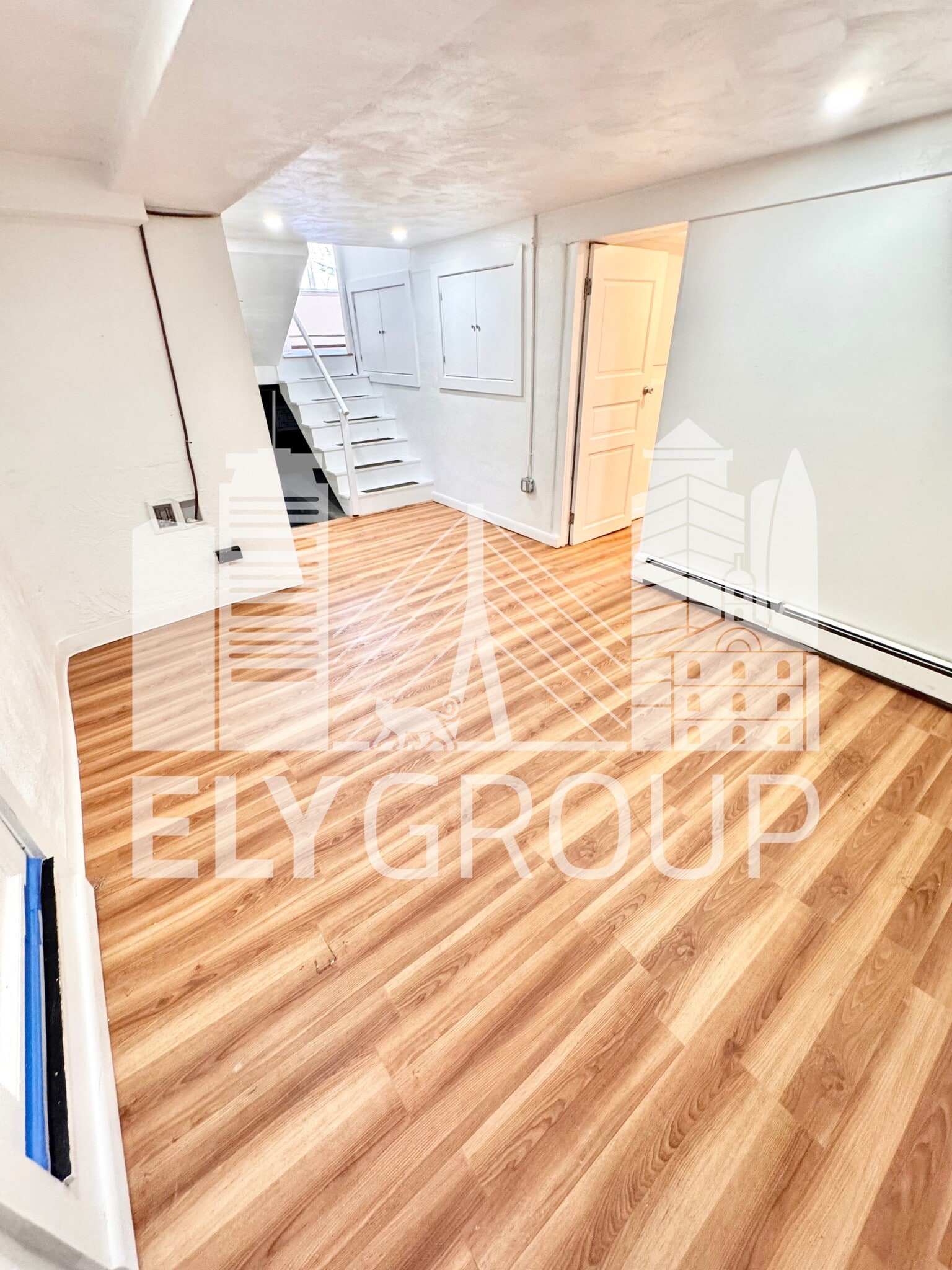 Family Room - 96 Amherst Ave