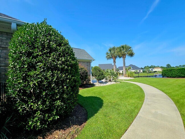 Building Photo - 9181 Abingdon Dr