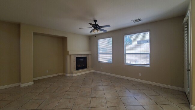 Building Photo - 2 Story home in Southwest Las Vegas