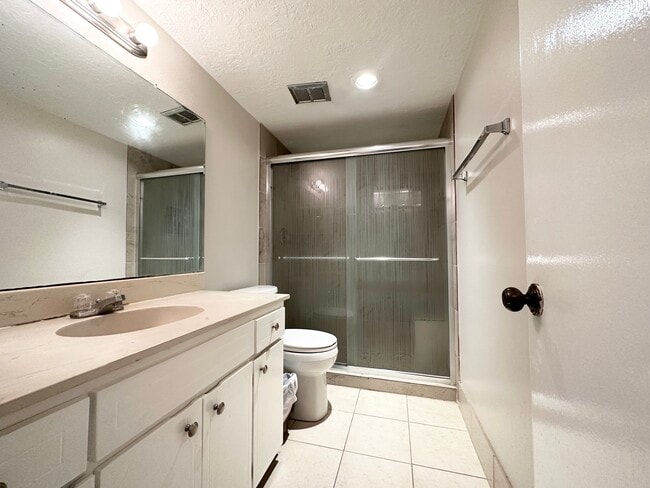 Building Photo - 3224 Timmons Ln