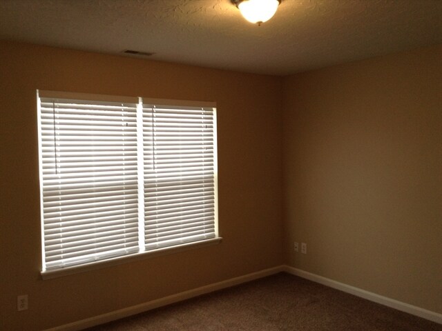 Building Photo - 11 Glenpark Ct
