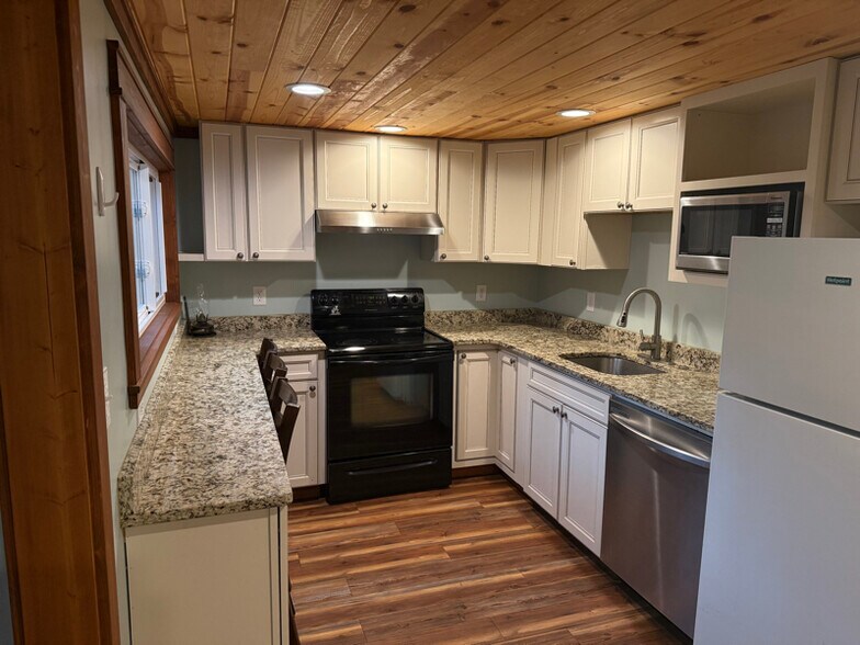 Building Photo - 10 Lakemont Cottage Trail