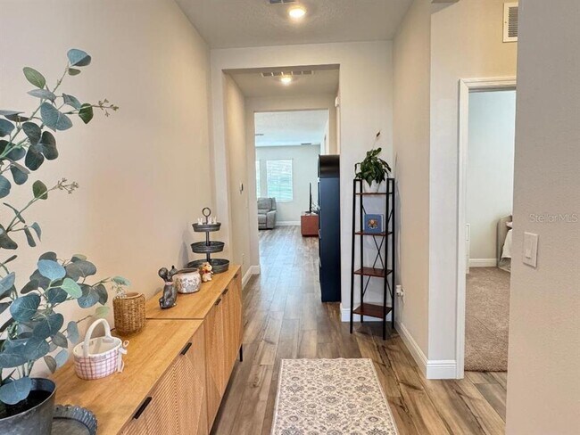 Building Photo - 10353 Fieldstone Myrtle Wy