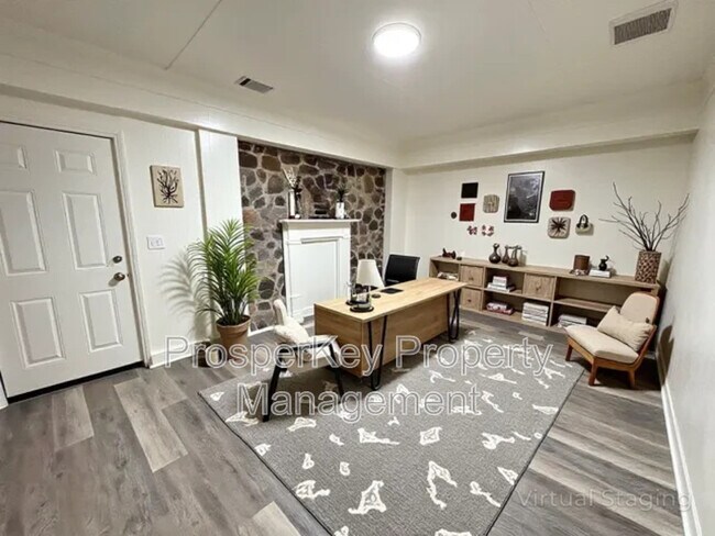 Building Photo - 748 Barrett Ave