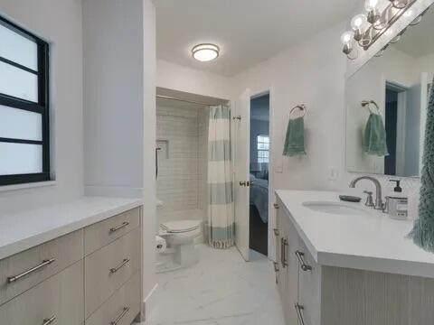 Building Photo - 20851 Boca Ridge Dr N