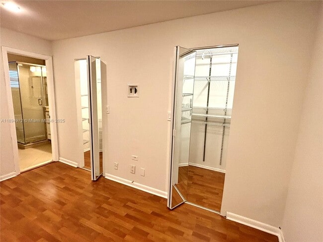 Building Photo - 3328 Quail Close