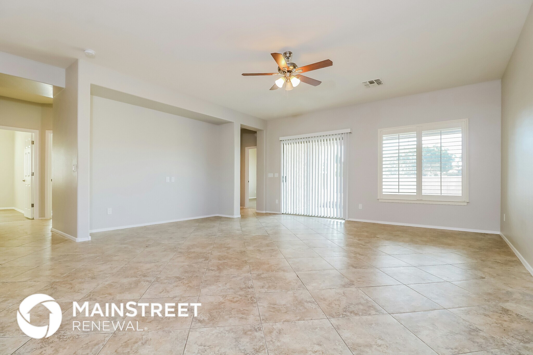 Building Photo - 11761 W Daley Ln